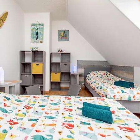 Holiday home L'albizia … Maison Familiale Proche Des Plages Plougoulm